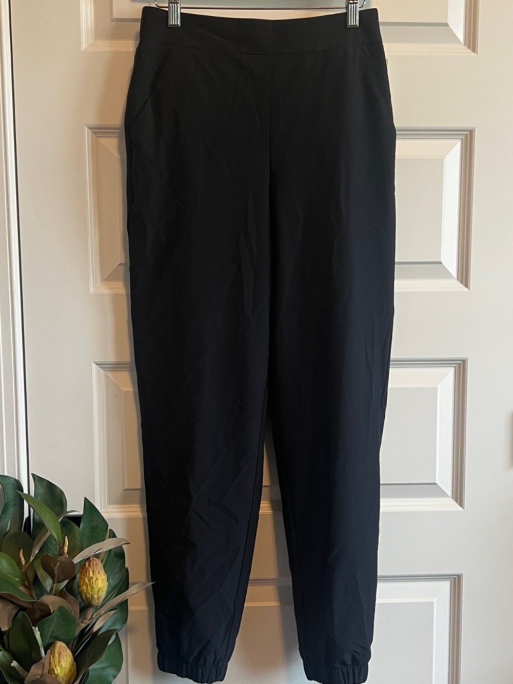 ALL IN MOTION Jogger with pockets Small NWT